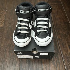 Boy’s Converse high sneakers